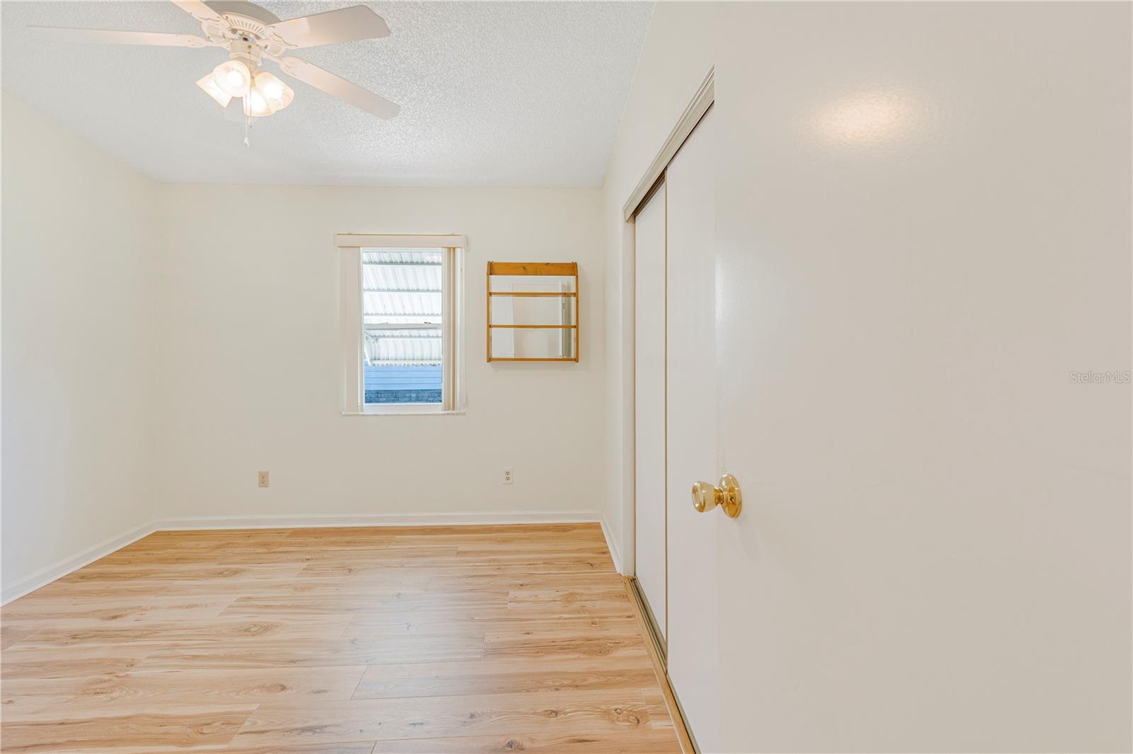 1114 PARADISE DR, LADY LAKE, FL, 32159