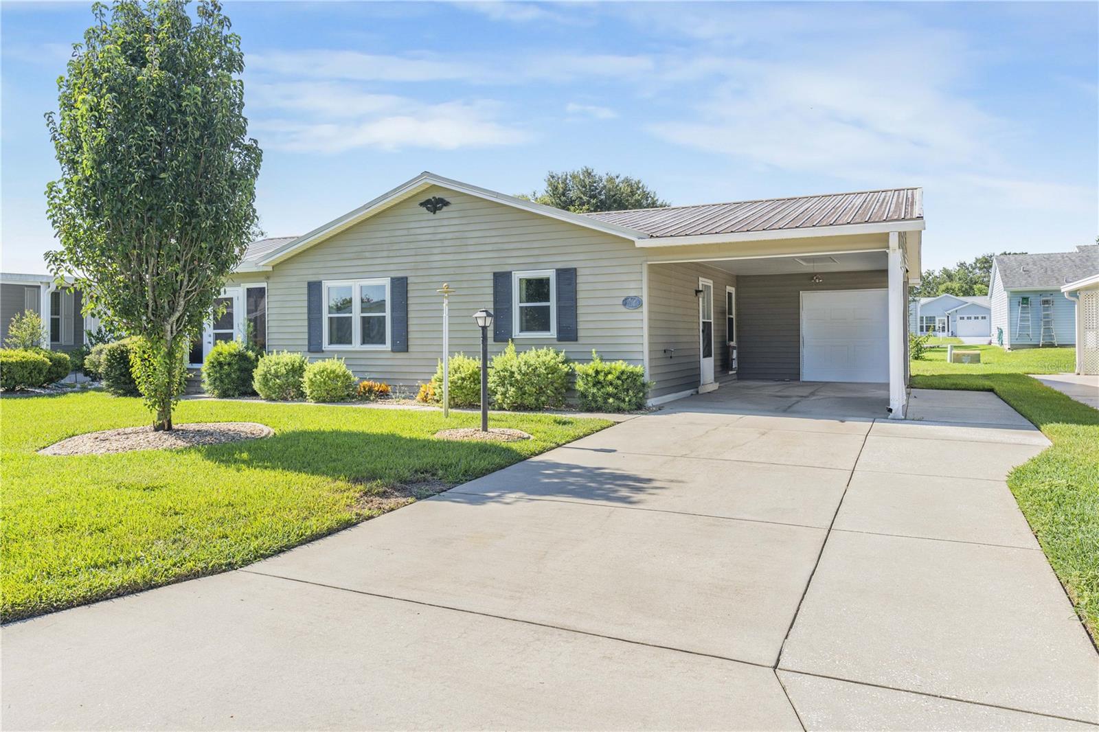 1114 PARADISE DR, LADY LAKE, FL, 32159
