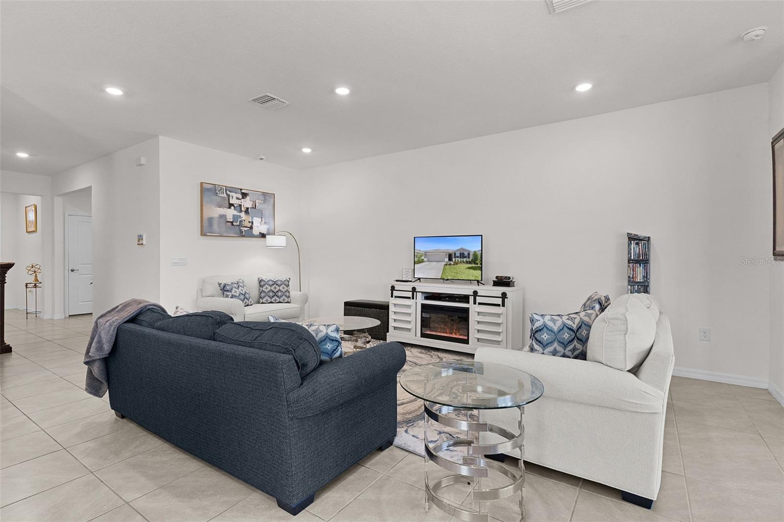 5092 STOKES WAY, WILDWOOD, FL, 34785