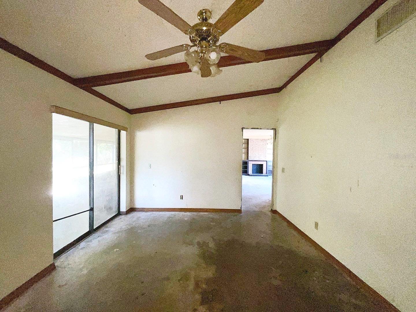 1627 SAXON BLVD, DELTONA, FL, 32725