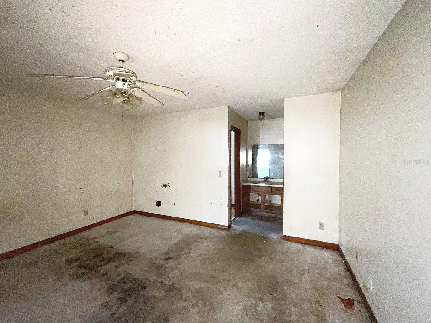 1627 SAXON BLVD, DELTONA, FL, 32725