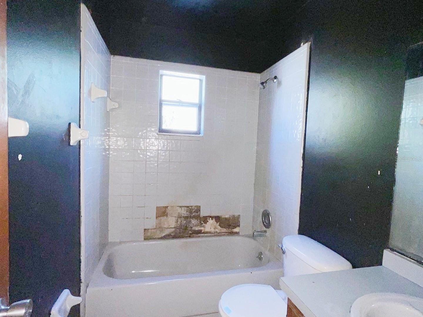 1627 SAXON BLVD, DELTONA, FL, 32725