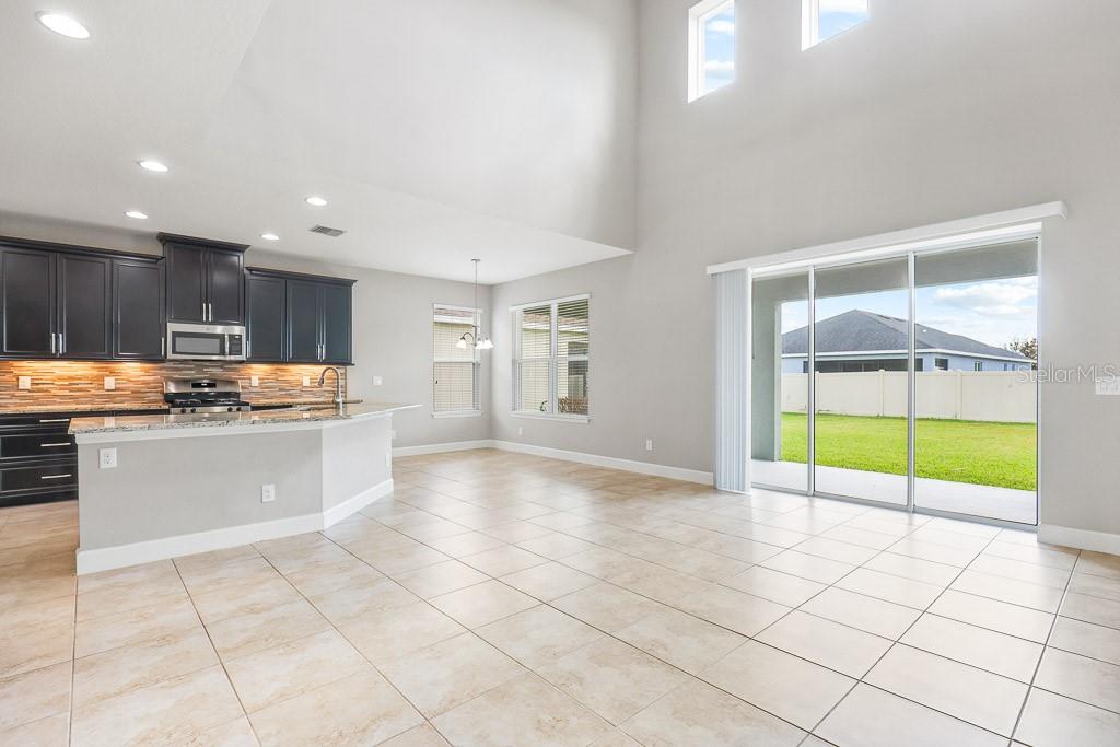 17718 BRIGHT WHEAT DR, LITHIA, FL, 33547