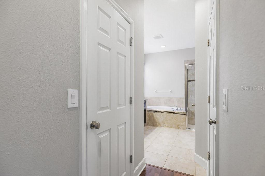 17718 BRIGHT WHEAT DR, LITHIA, FL, 33547