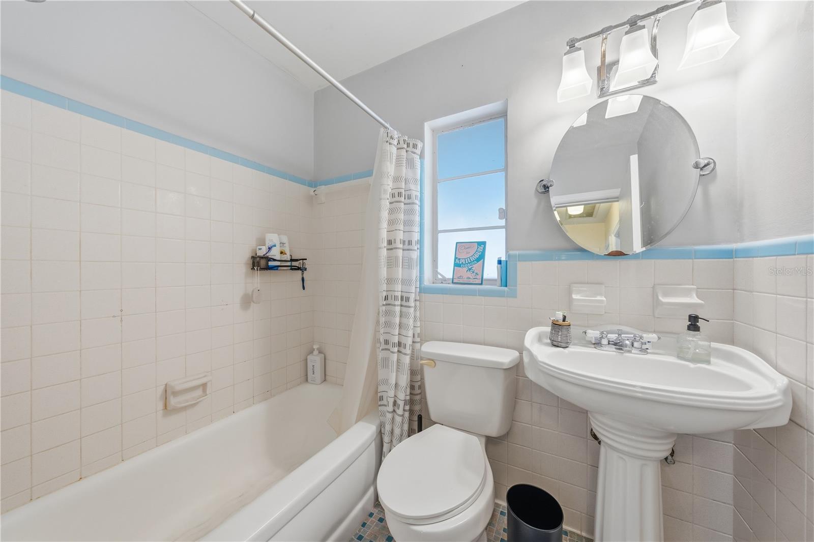 5136 4TH AVE N, ST PETERSBURG, FL, 33710
