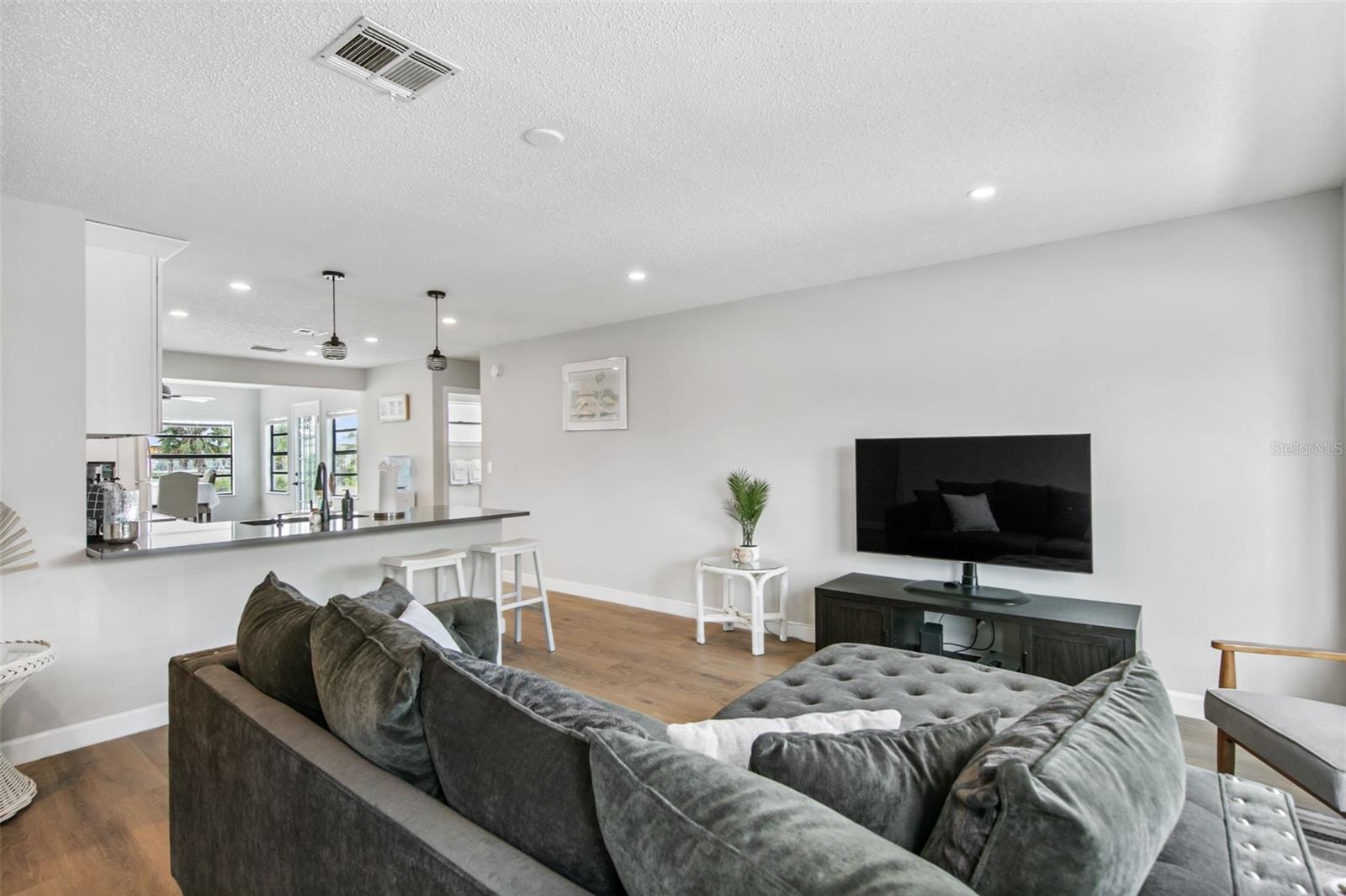 7113 REGINA DR, ENGLEWOOD, FL, 34224