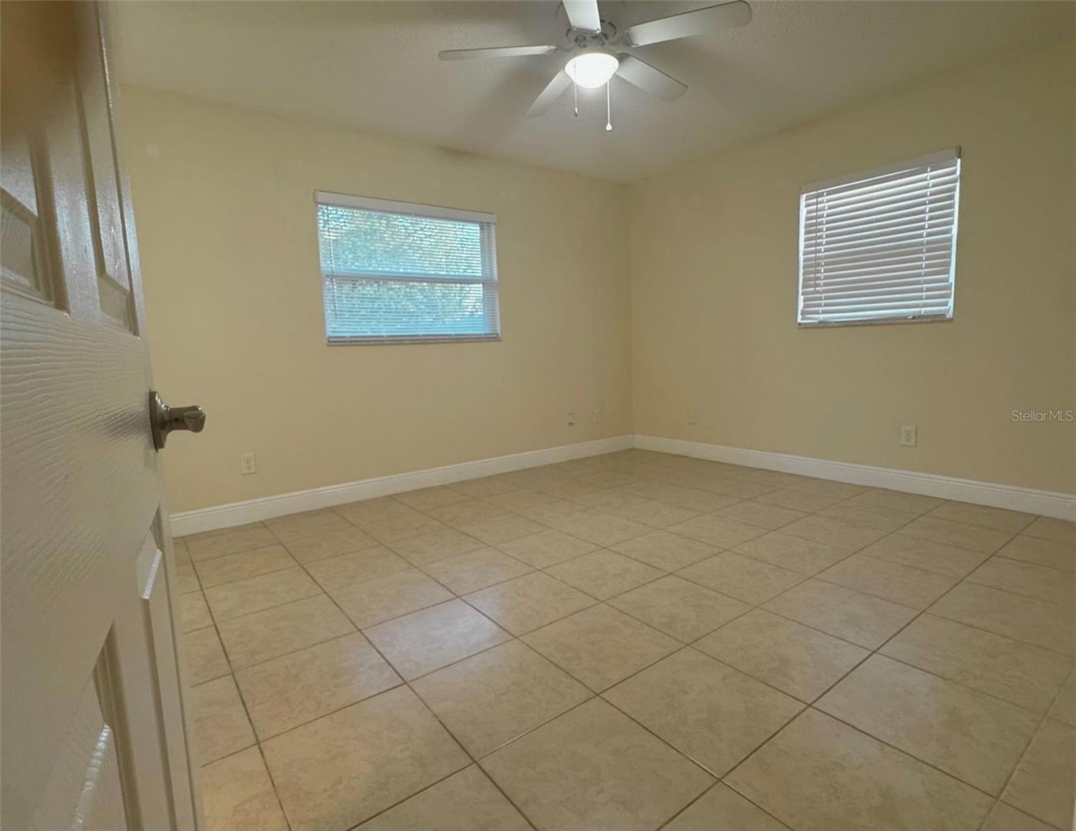 10618 EASTVIEW DR, ORLANDO, FL, 32825
