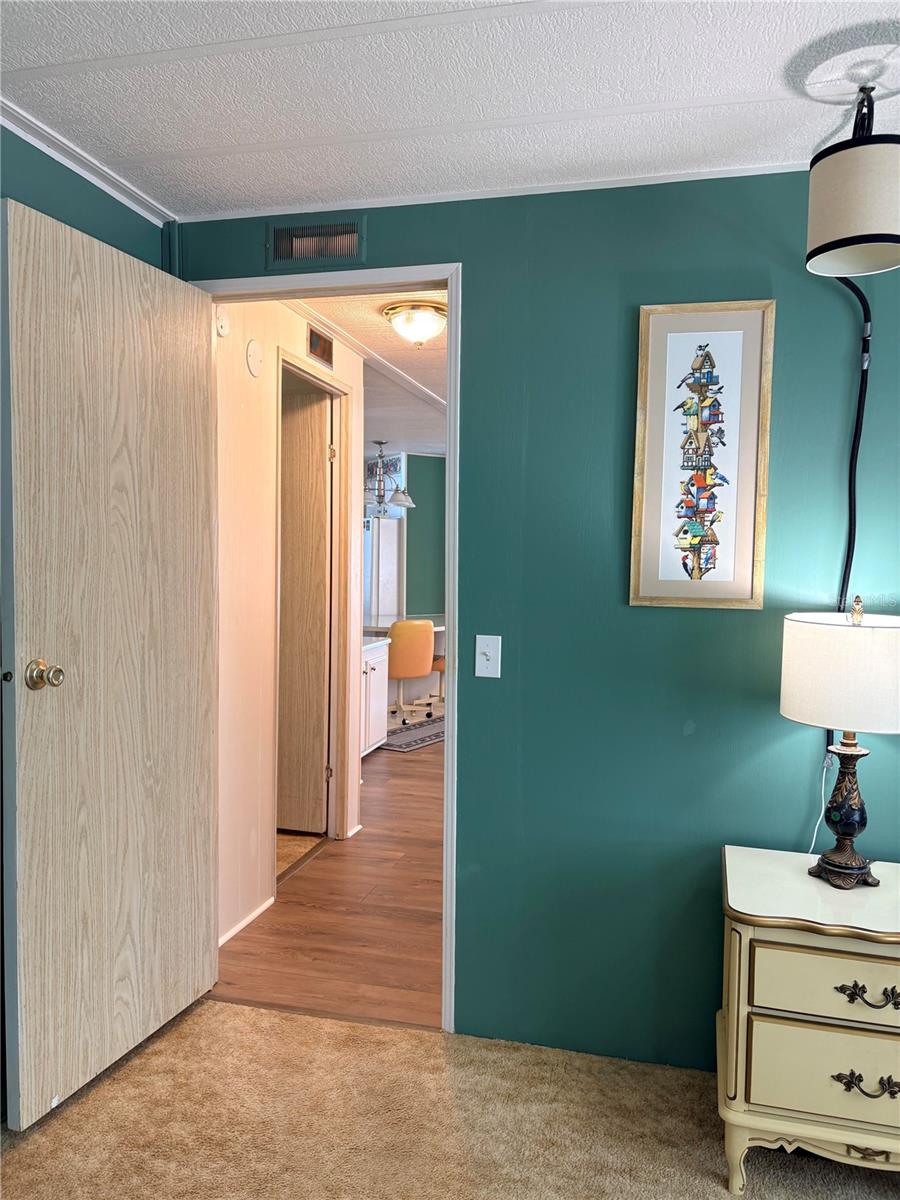 2787 BREEZEWOOD DR, NORTH FORT MYERS, FL, 33917