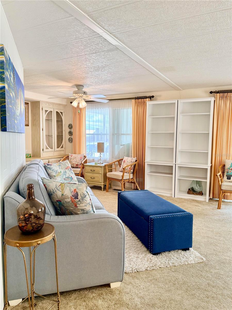 2787 BREEZEWOOD DR, NORTH FORT MYERS, FL, 33917