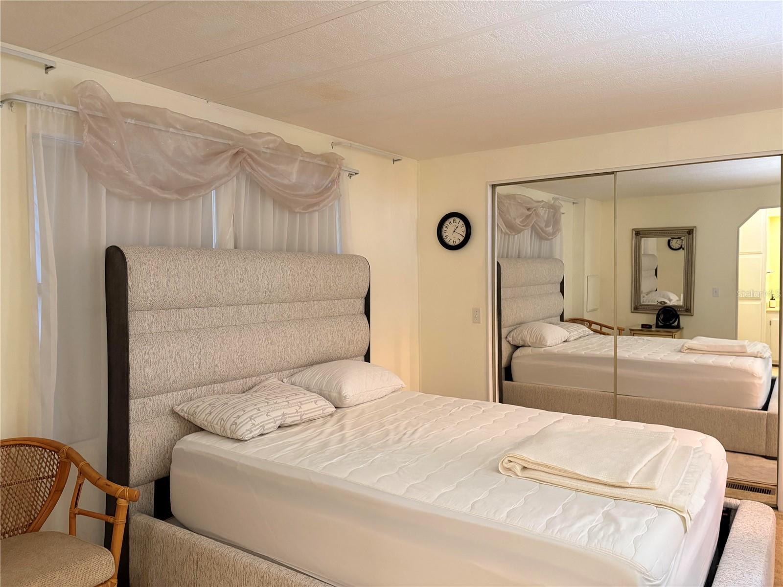 2787 BREEZEWOOD DR, NORTH FORT MYERS, FL, 33917
