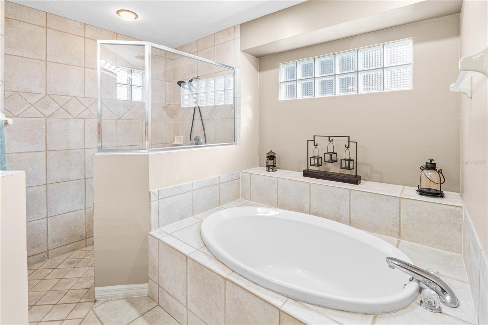 1697 ATRIUM DR, MELBOURNE, FL, 32935