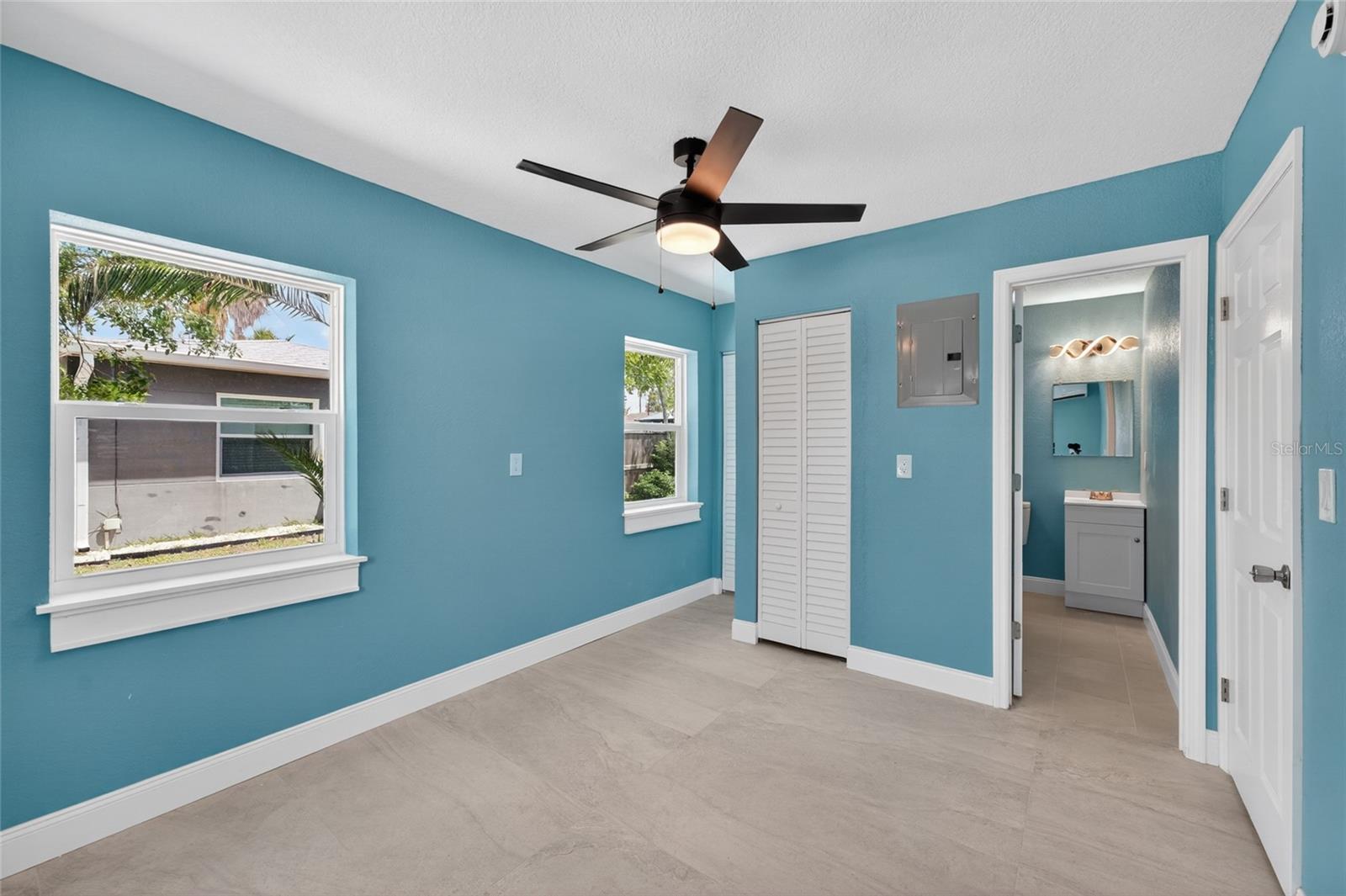 14013 MARGUERITE DR #3, MADEIRA BEACH, FL, 33708