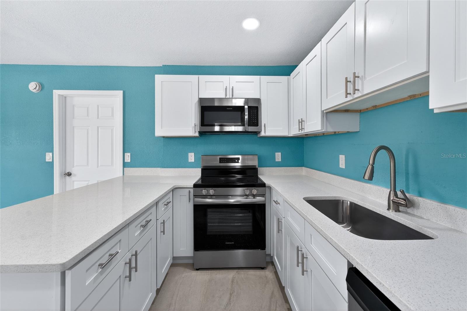 14013 MARGUERITE DR #3, MADEIRA BEACH, FL, 33708
