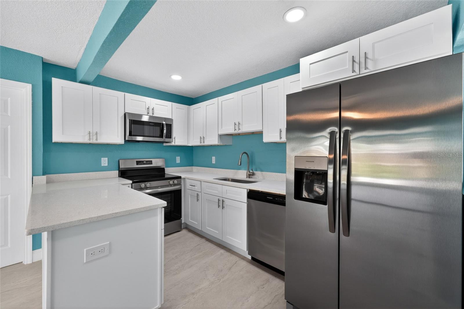 14013 MARGUERITE DR #3, MADEIRA BEACH, FL, 33708