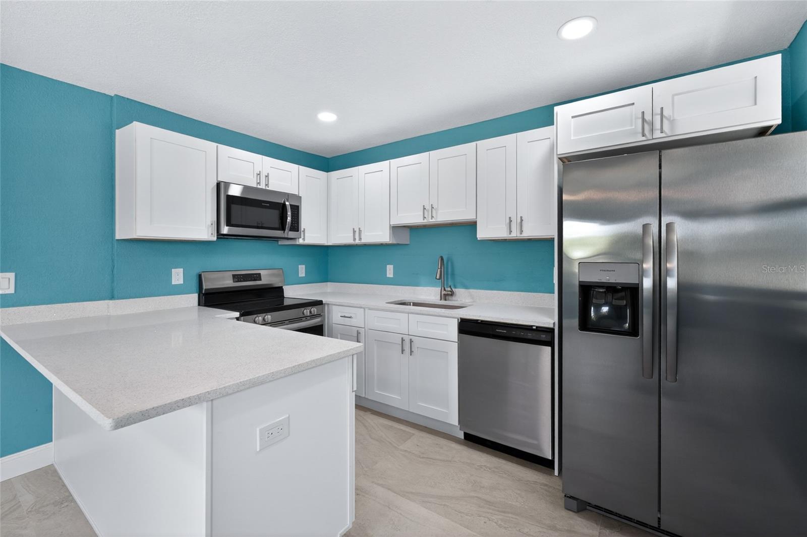 14013 MARGUERITE DR #3, MADEIRA BEACH, FL, 33708