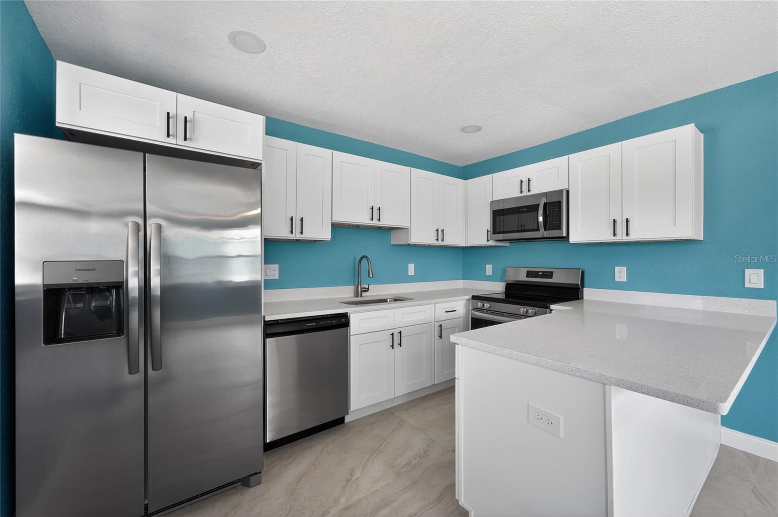 14013 MARGUERITE DR #3, MADEIRA BEACH, FL, 33708