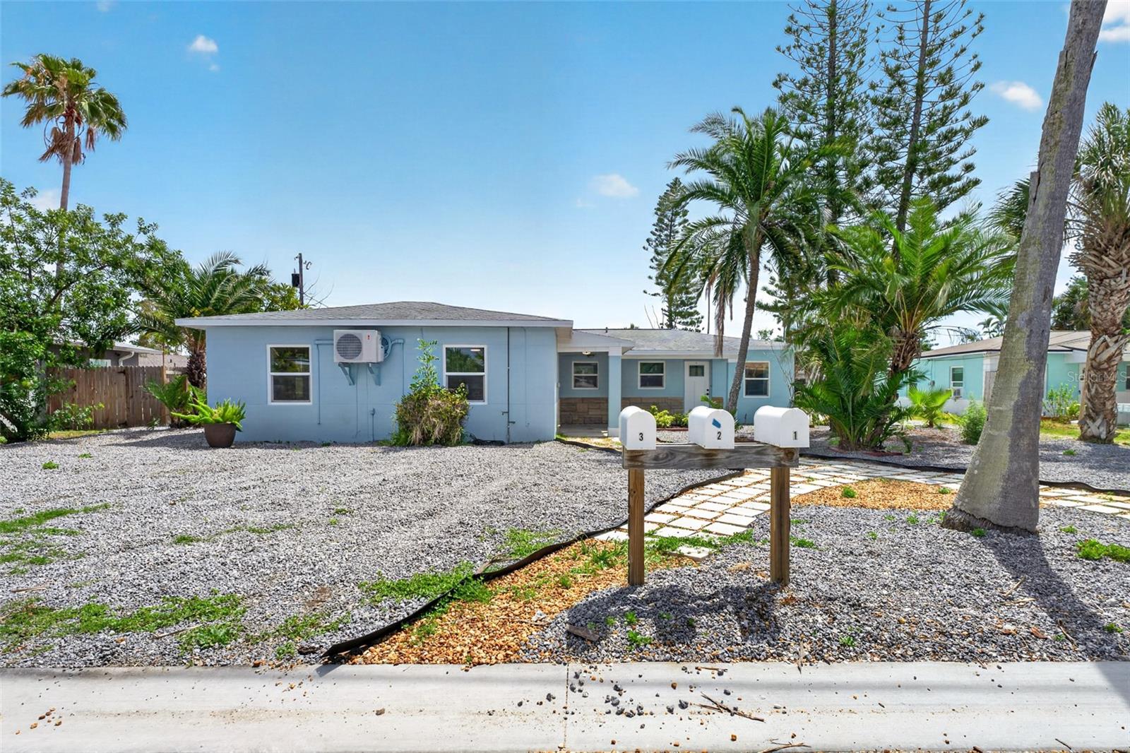14013 MARGUERITE DR #3, MADEIRA BEACH, FL, 33708