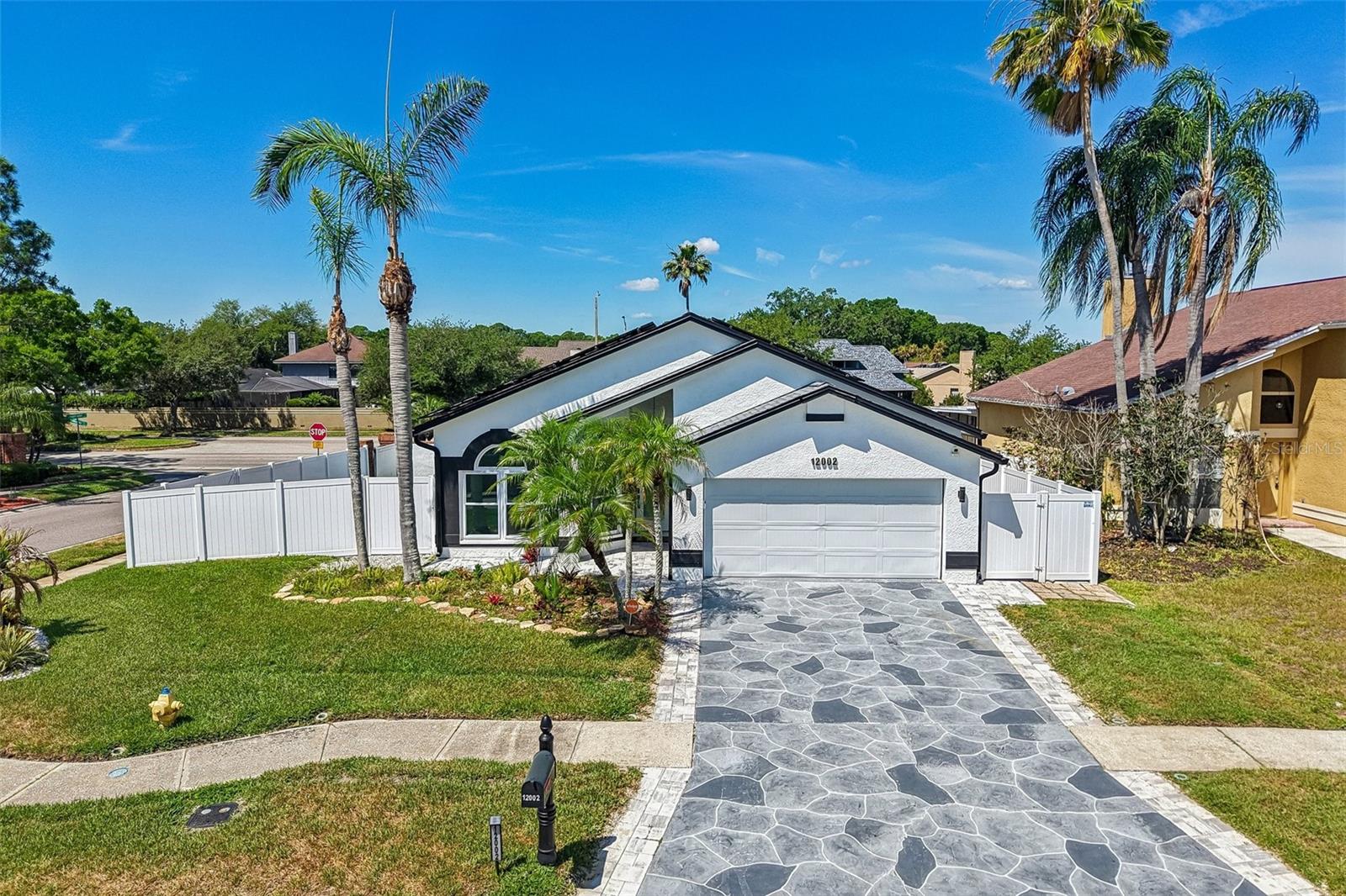 12002 W POND WAY, TAMPA, FL, 33635