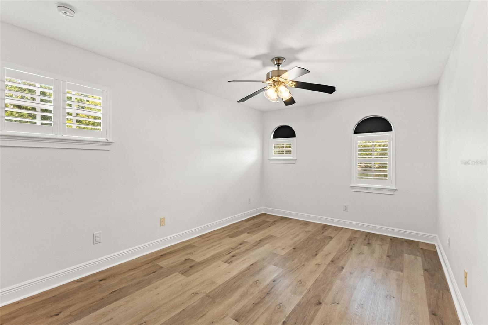 4113 W KNIGHTS AVE, TAMPA, FL, 33611