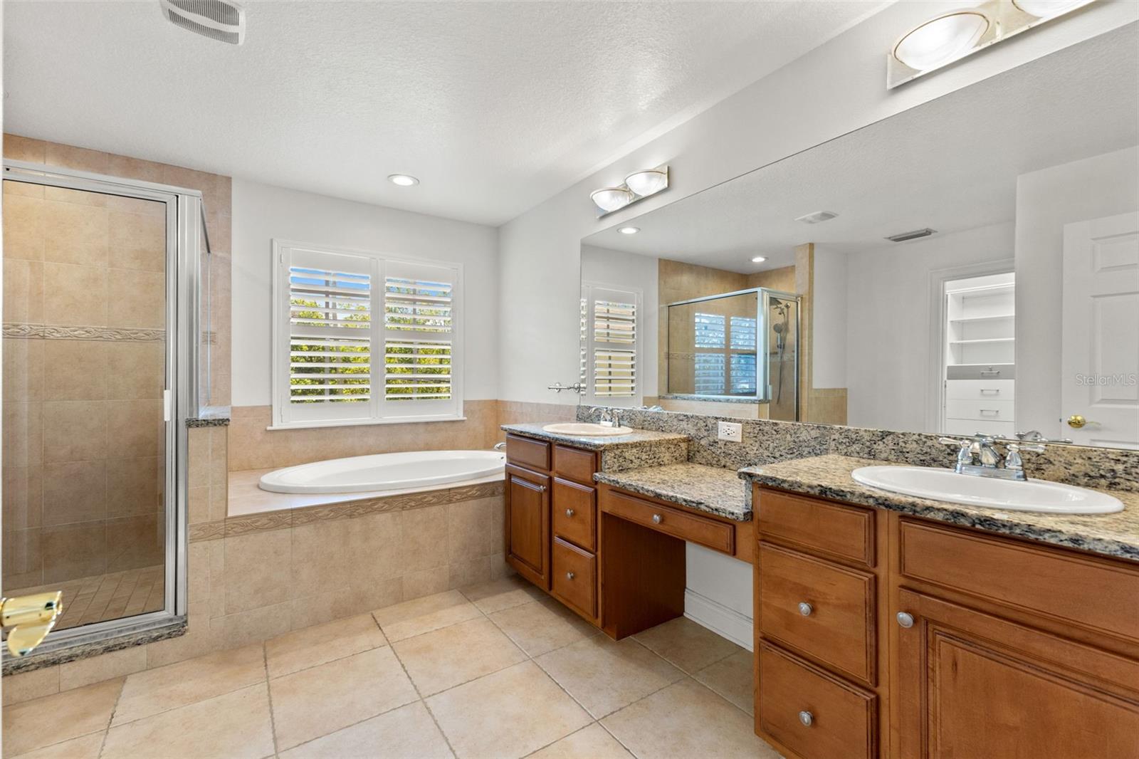 4113 W KNIGHTS AVE, TAMPA, FL, 33611