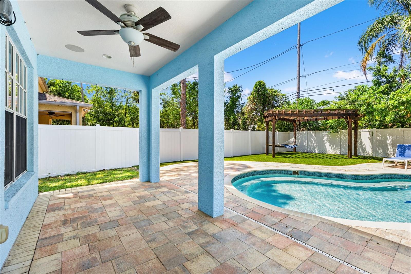 4113 W KNIGHTS AVE, TAMPA, FL, 33611