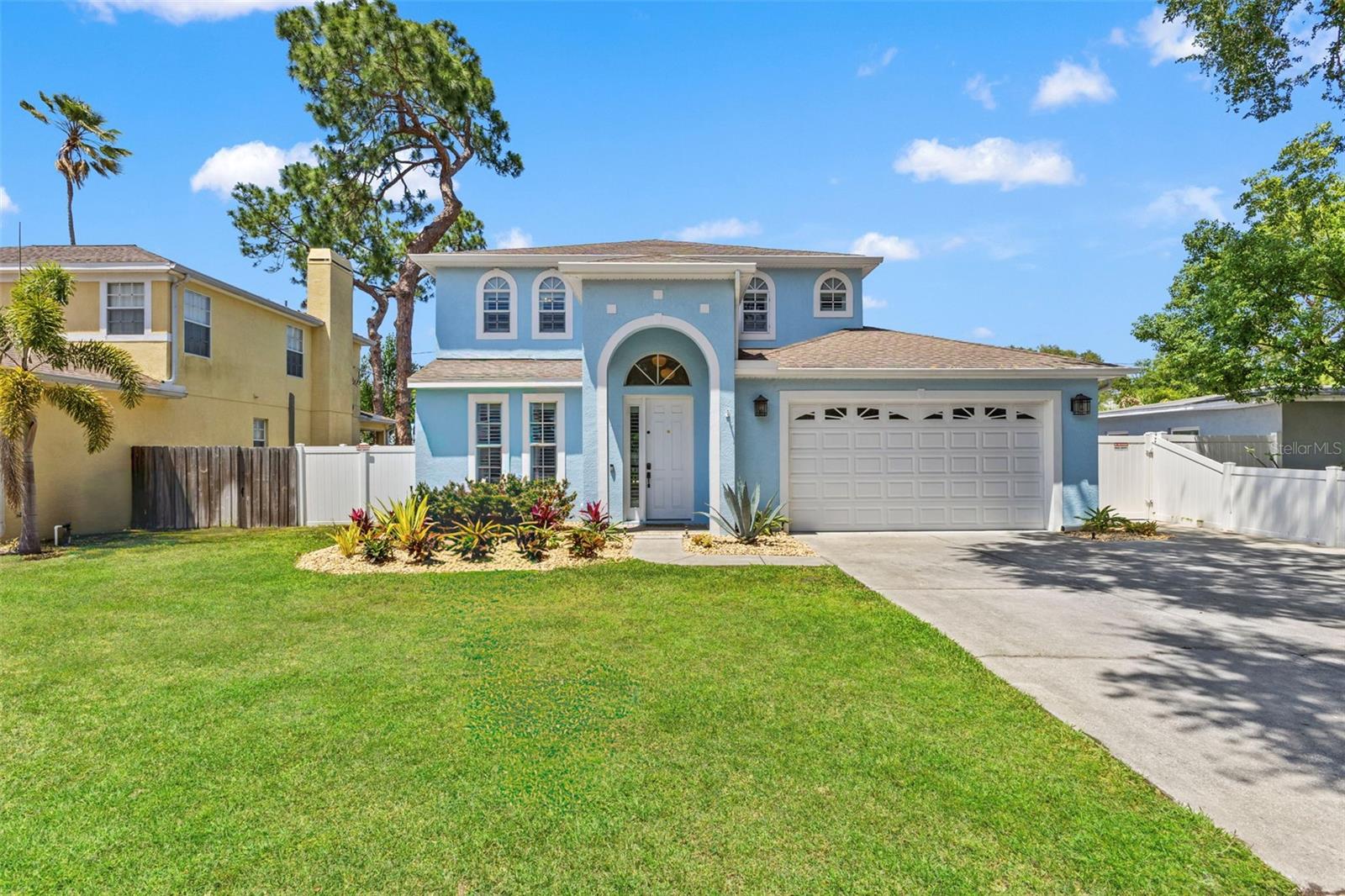 4113 W KNIGHTS AVE, TAMPA, FL, 33611
