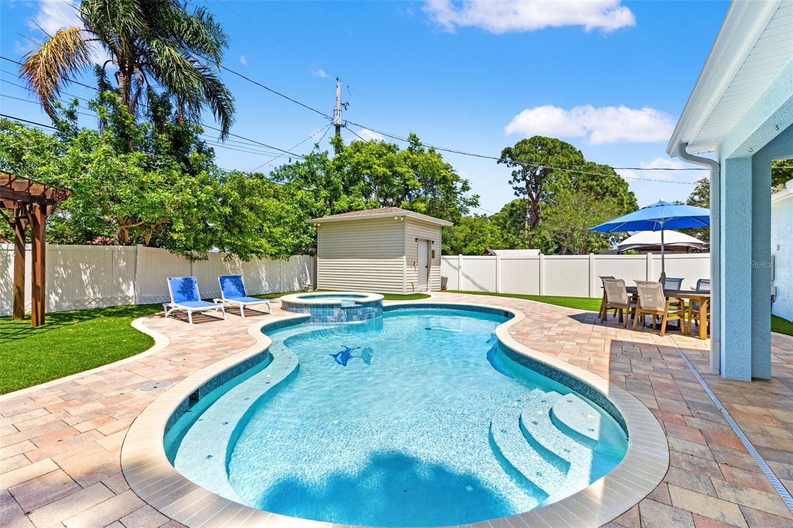 4113 W KNIGHTS AVE, TAMPA, FL, 33611