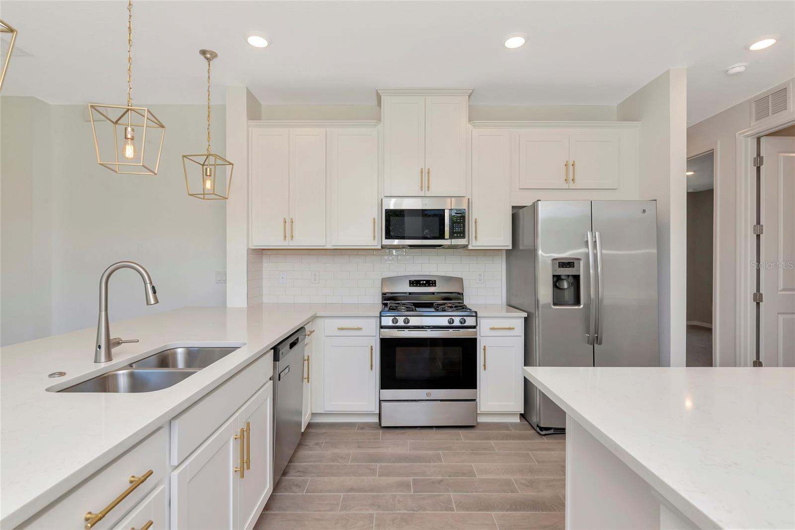 9000 TEQUILA SUNRISE DR, SARASOTA, FL, 34241