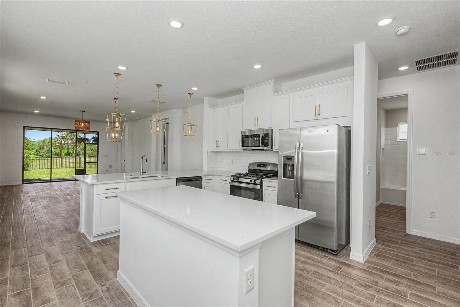 9000 TEQUILA SUNRISE DR, SARASOTA, FL, 34241