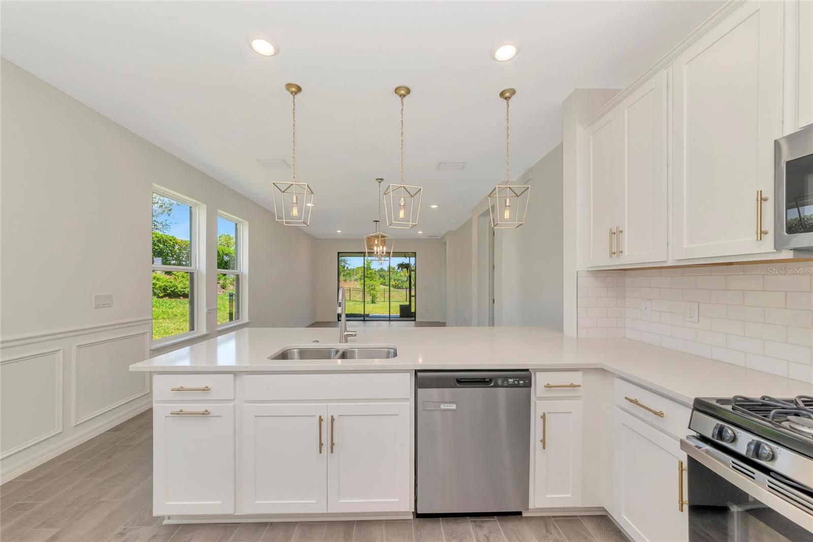 9000 TEQUILA SUNRISE DR, SARASOTA, FL, 34241