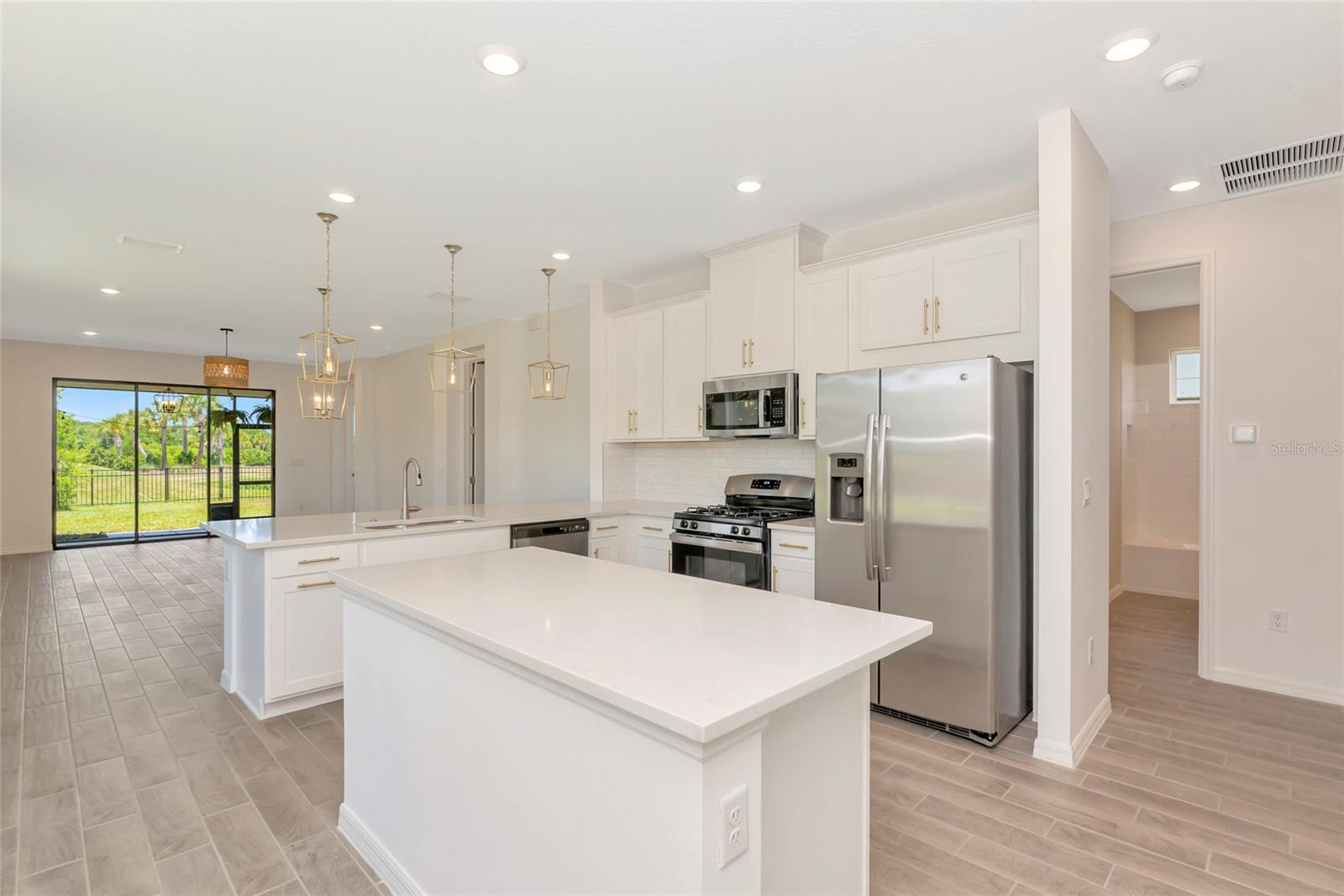 9000 TEQUILA SUNRISE DR, SARASOTA, FL, 34241