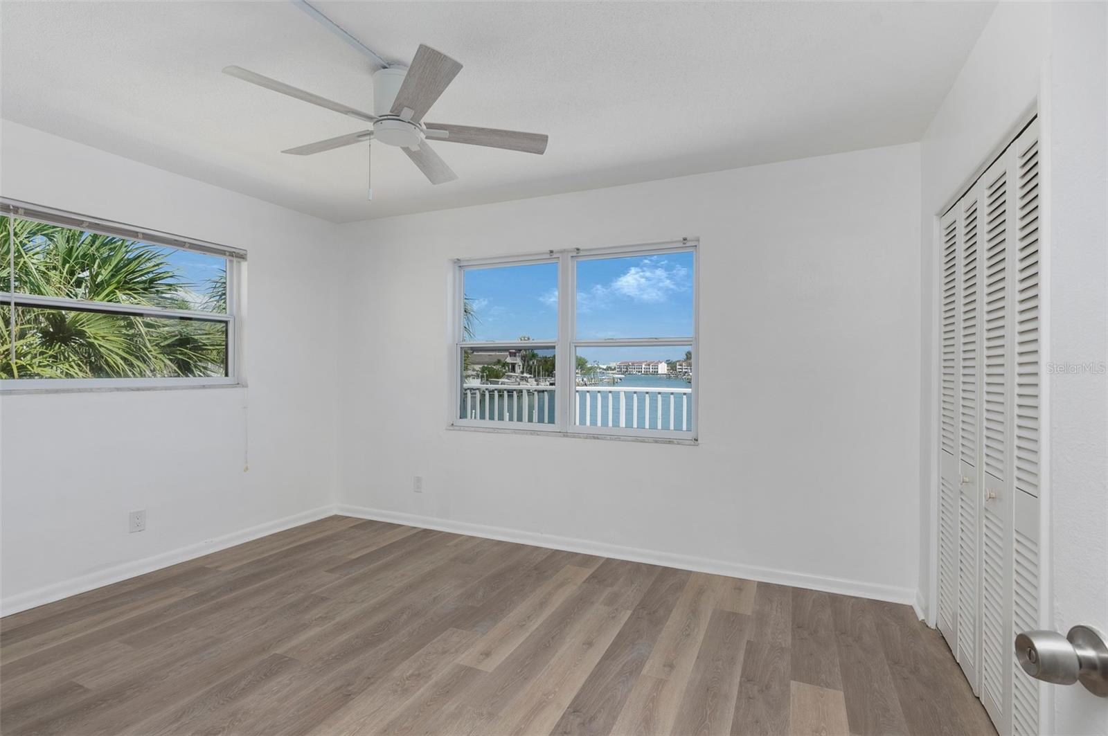 164 117TH AVE #4, TREASURE ISLAND, FL, 33706