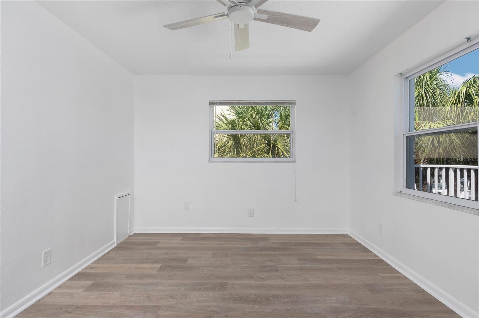 164 117TH AVE #4, TREASURE ISLAND, FL, 33706