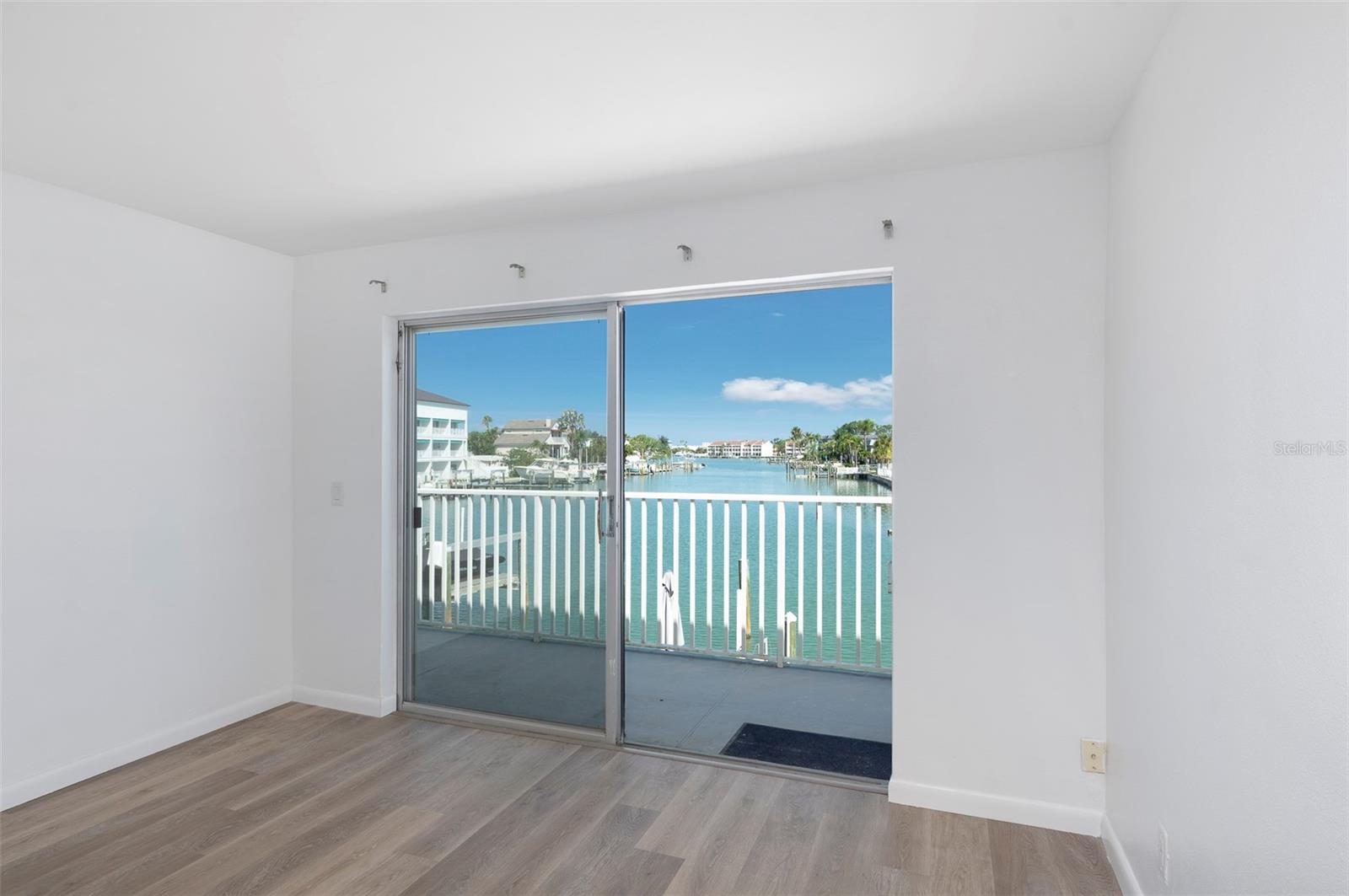 164 117TH AVE #4, TREASURE ISLAND, FL, 33706
