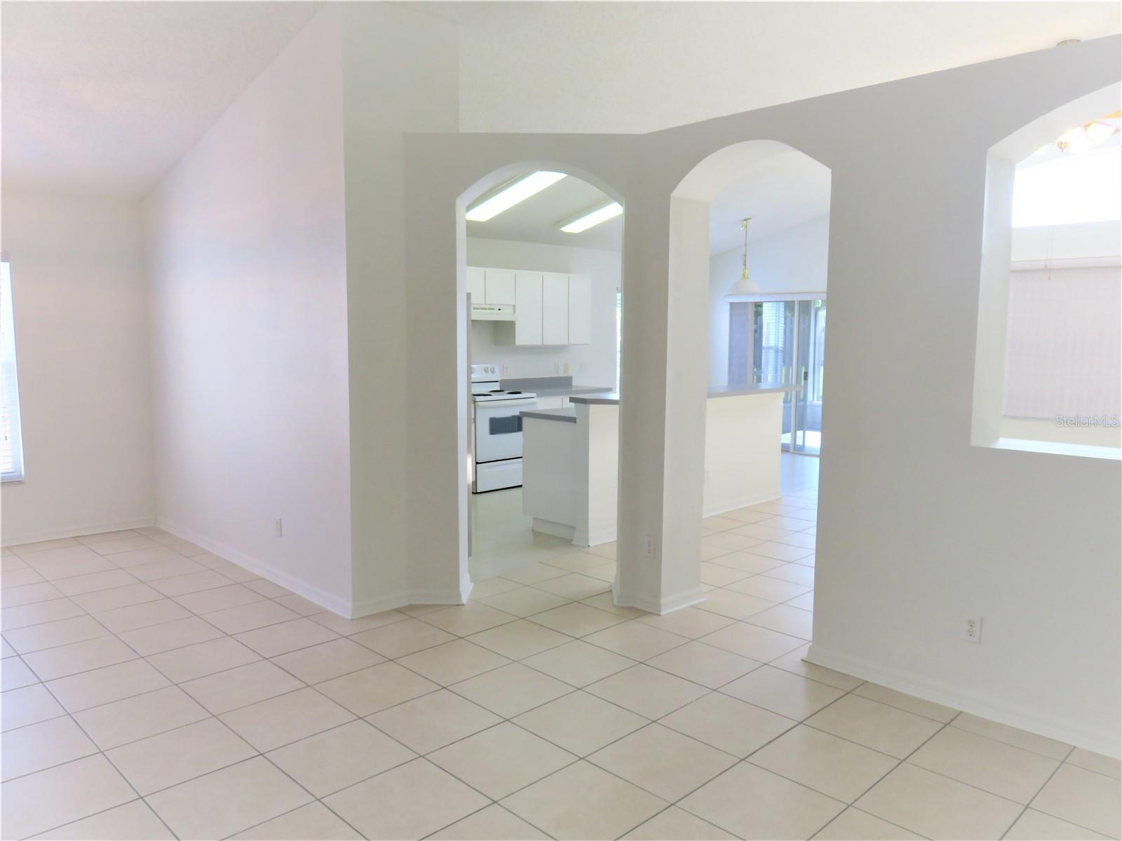 8613 FAWN CREEK DR, TAMPA, FL, 33626