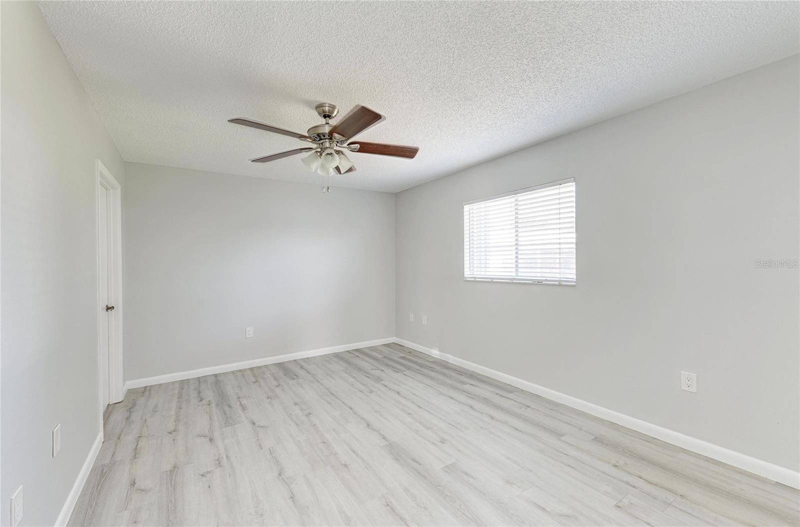 140 CIRCLEWOOD DR #C1-4, VENICE, FL, 34293
