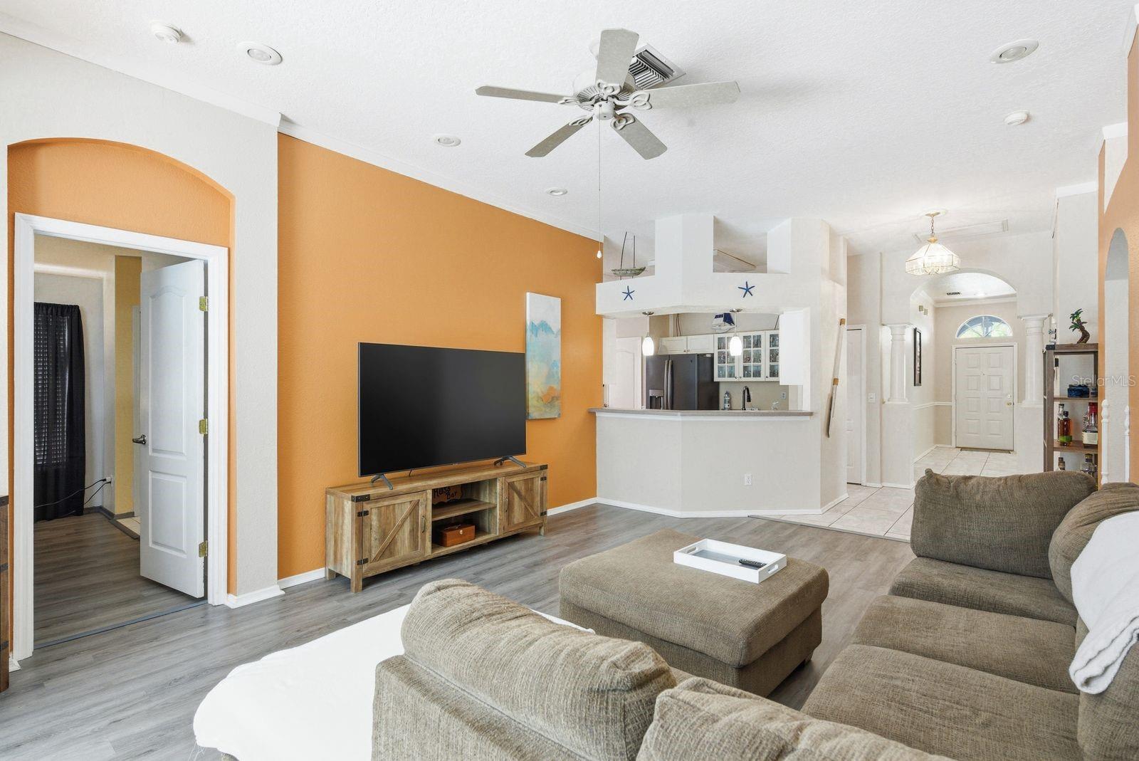 420 CYPRESS VIEW DR, OLDSMAR, FL, 34677