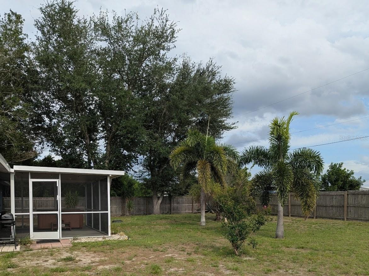 27185 WHITMAN AVE, PUNTA GORDA, FL, 33983