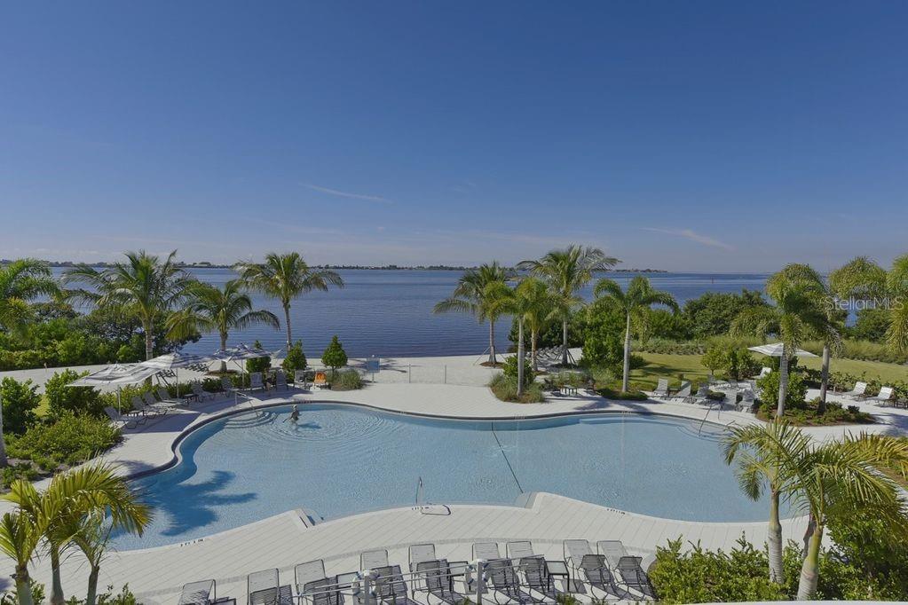 387 ARUBA CIR #103, BRADENTON, FL, 34209