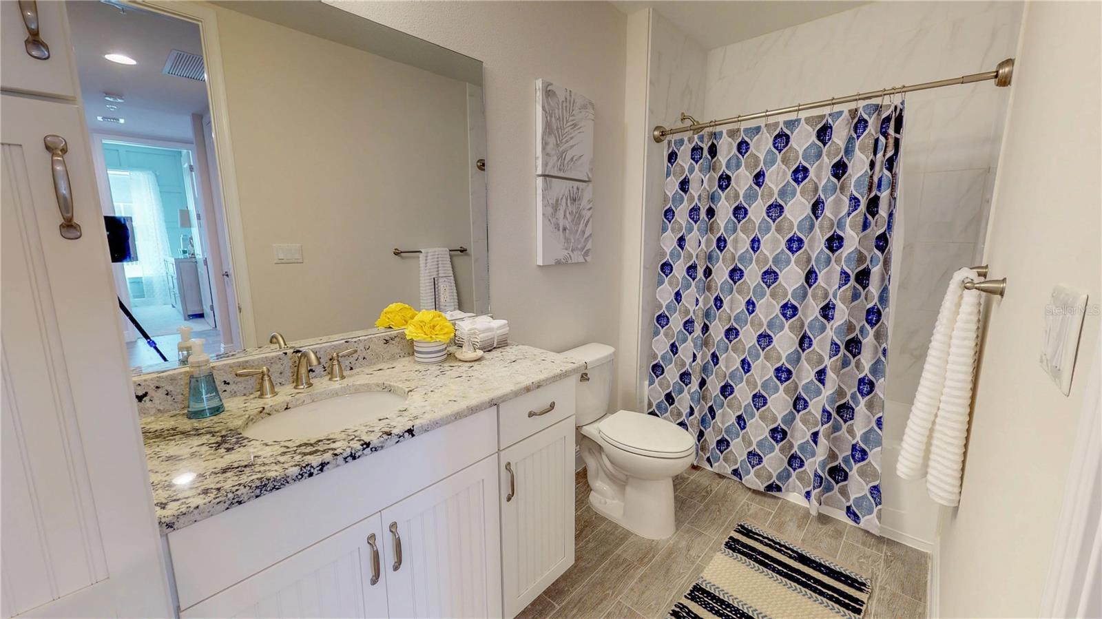 387 ARUBA CIR #103, BRADENTON, FL, 34209