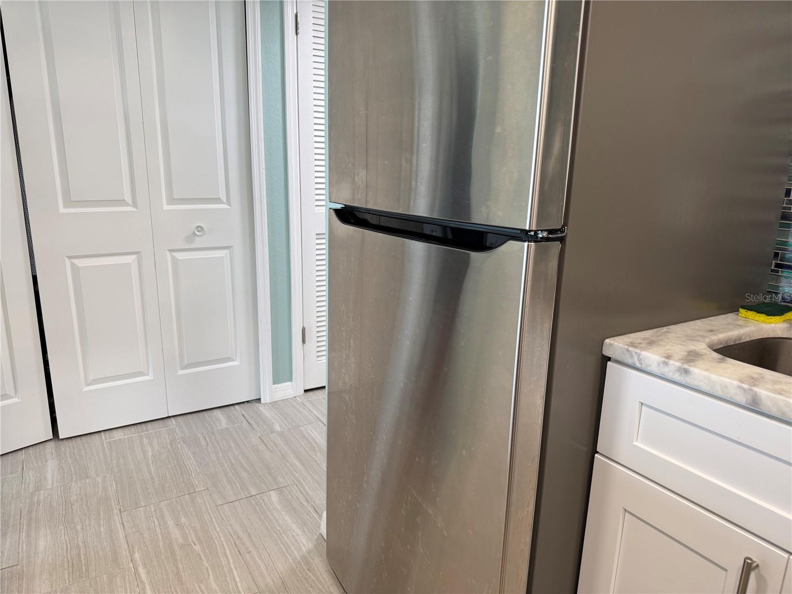 255 DOLPHIN PT #305, CLEARWATER BEACH, FL, 33767