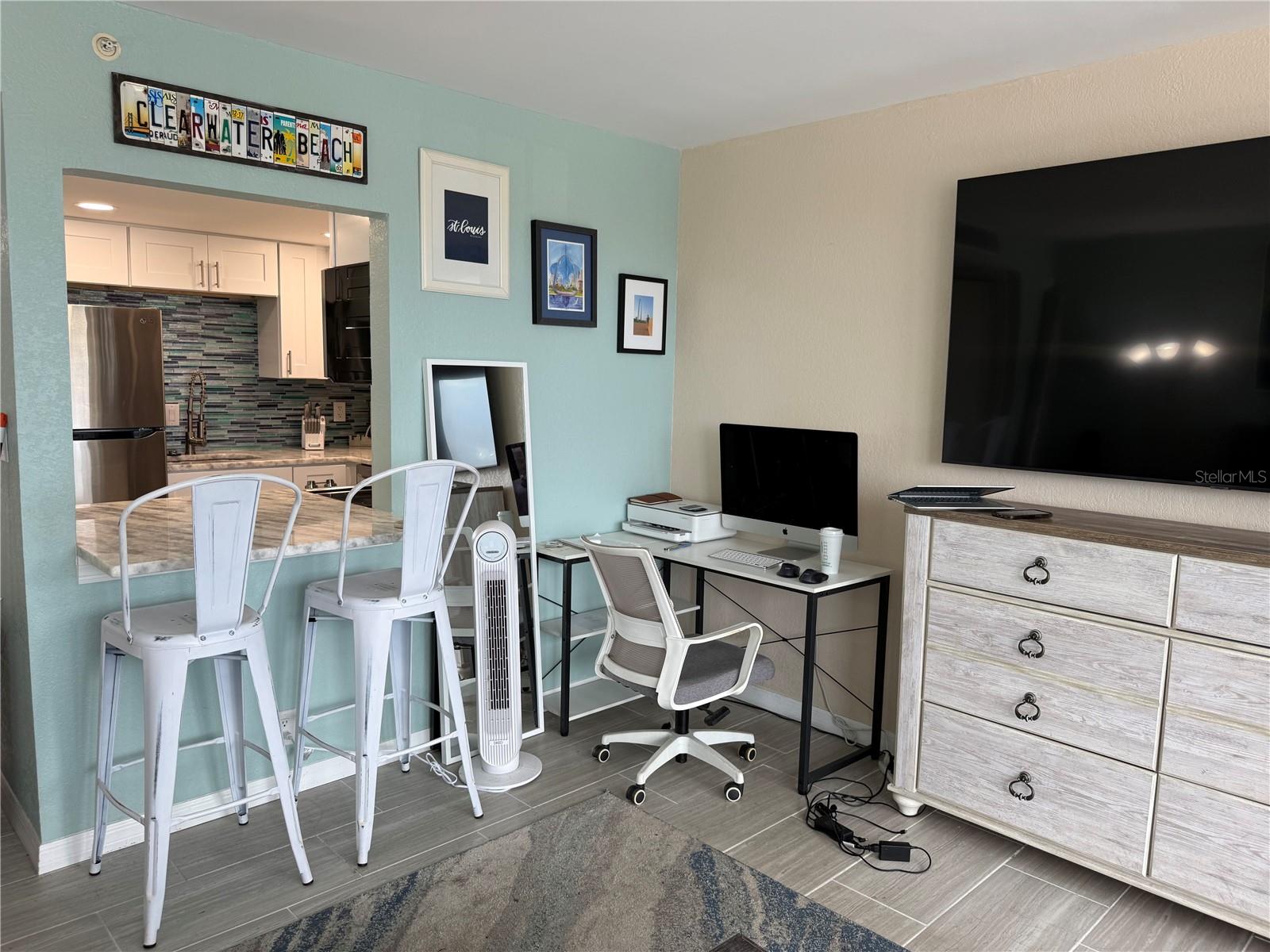 255 DOLPHIN PT #305, CLEARWATER BEACH, FL, 33767