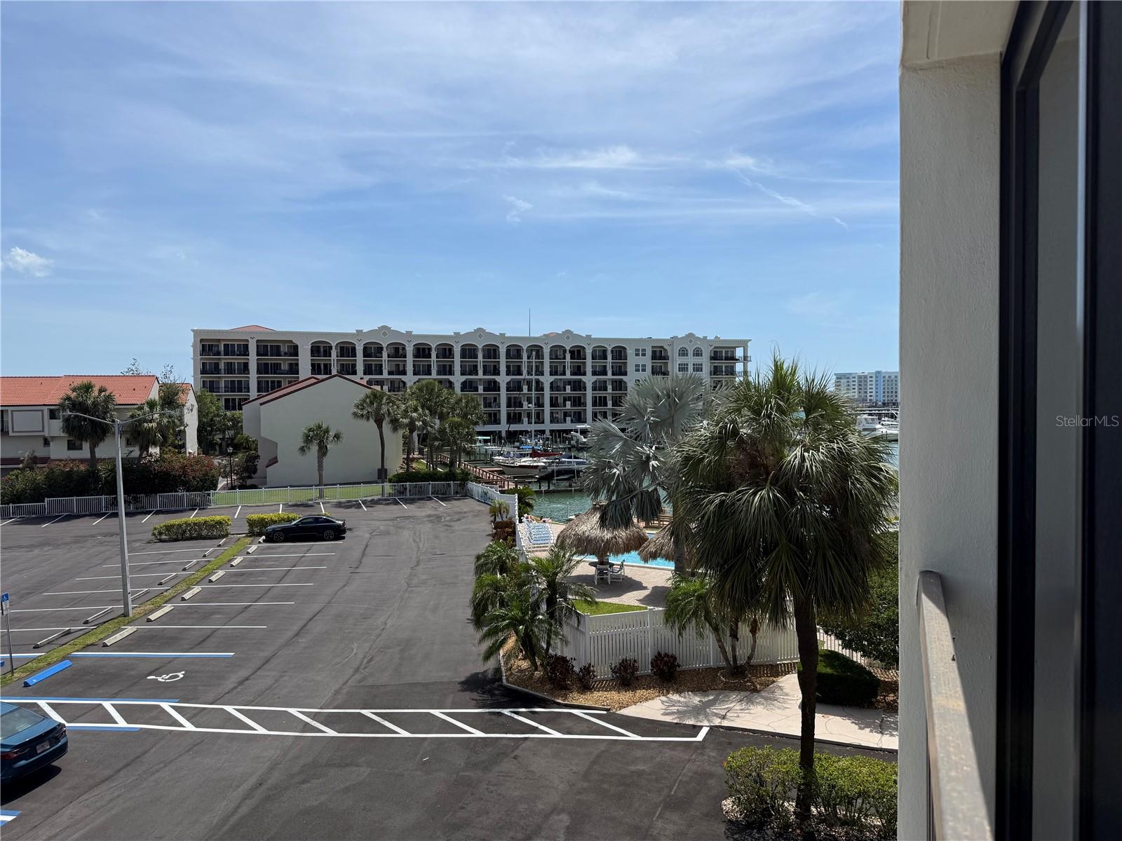 255 DOLPHIN PT #305, CLEARWATER BEACH, FL, 33767