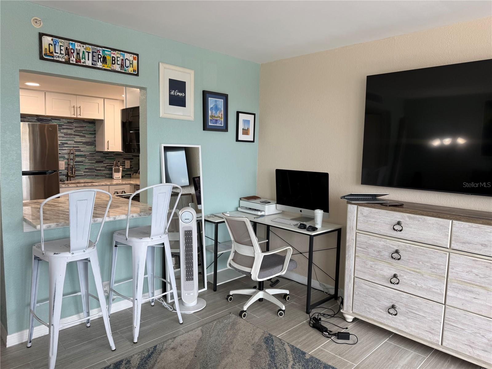 255 DOLPHIN PT #305, CLEARWATER BEACH, FL, 33767