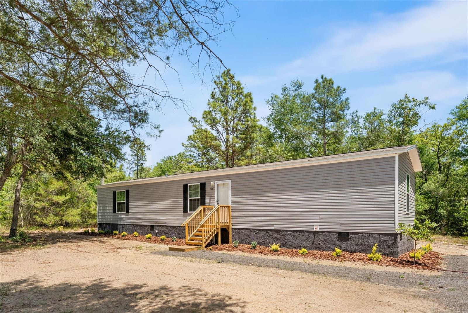 1051 NE 129 AVE, WILLISTON, FL, 32696