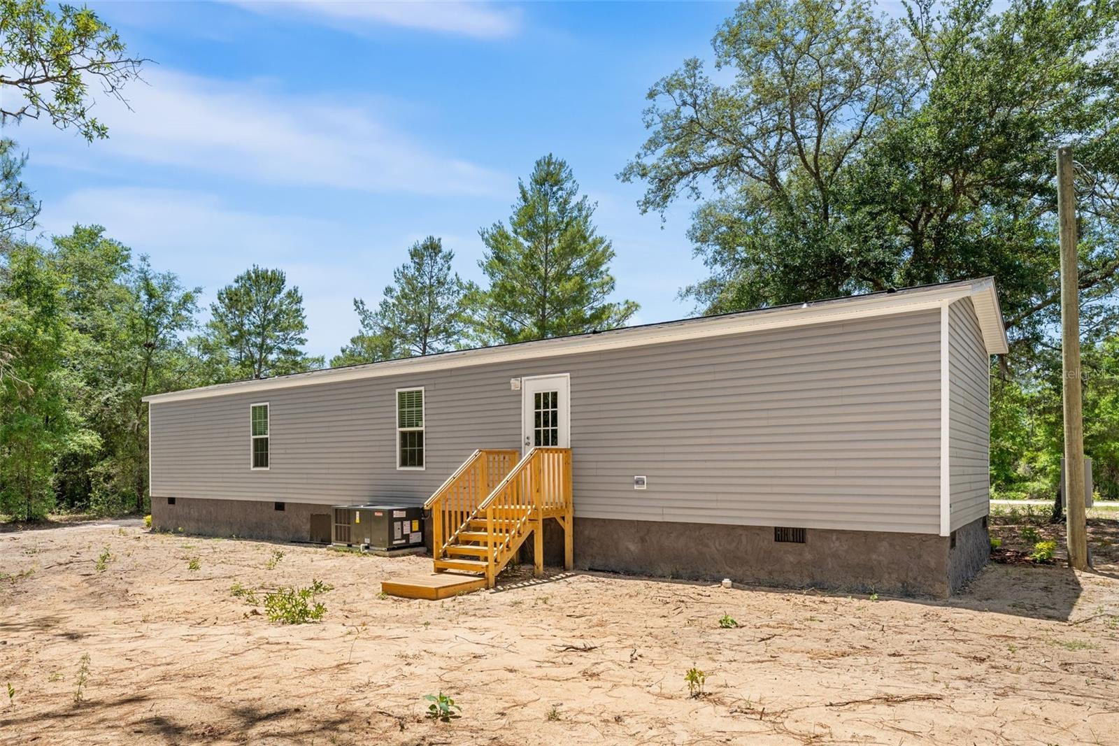 1051 NE 129 AVE, WILLISTON, FL, 32696