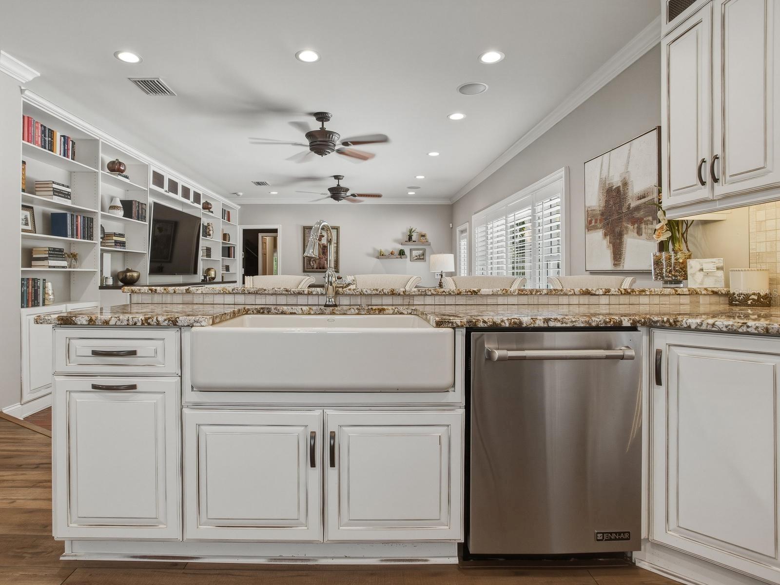 4507 W WATROUS AVE, TAMPA, FL, 33629