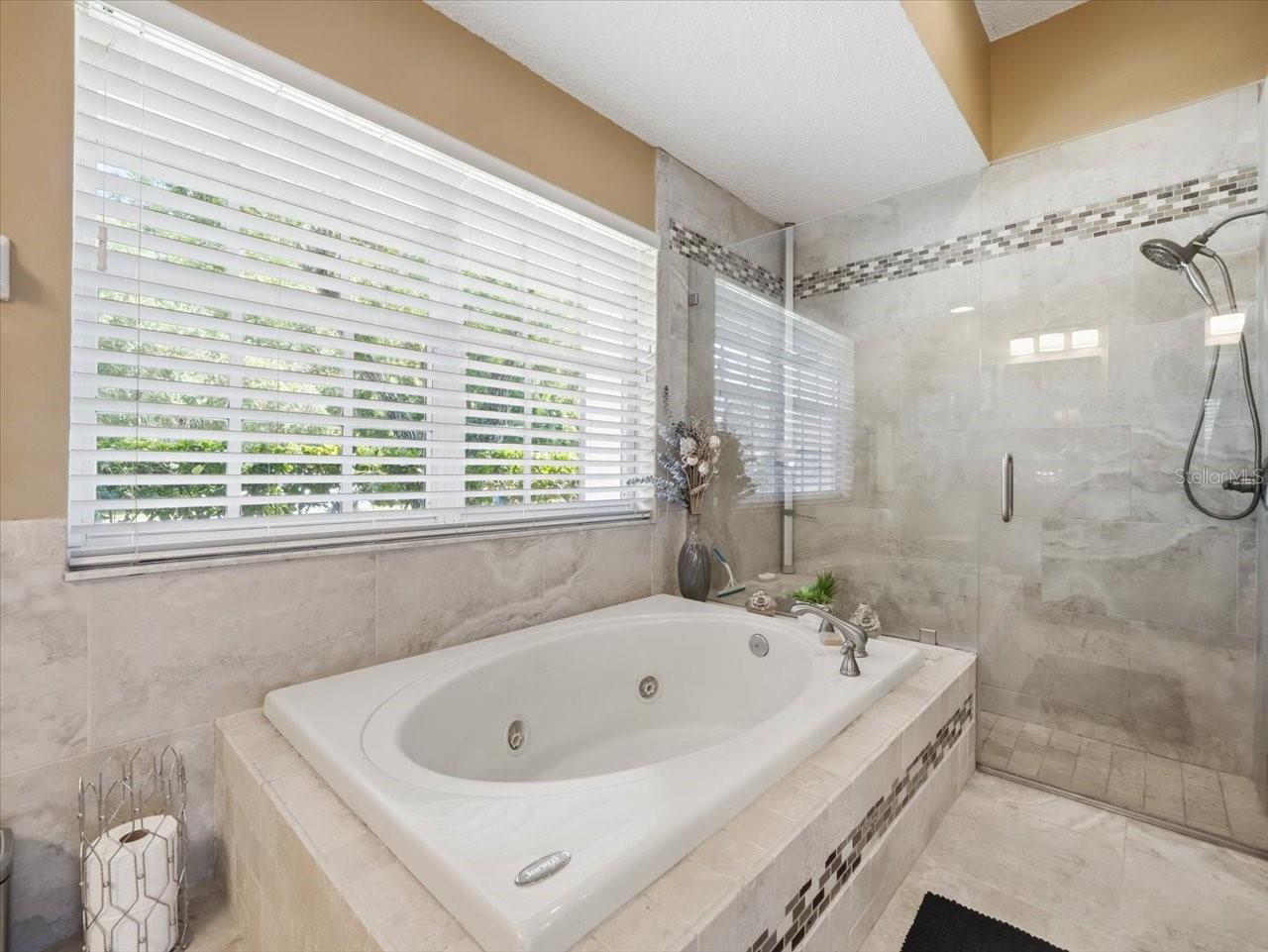 6512 STEEPLECHASE DR, TAMPA, FL, 33625