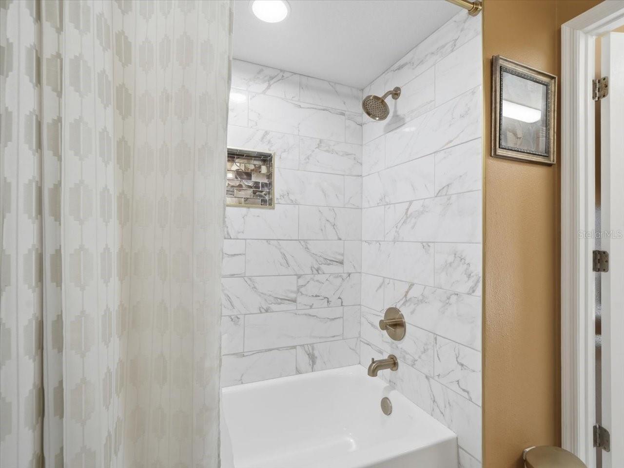6512 STEEPLECHASE DR, TAMPA, FL, 33625