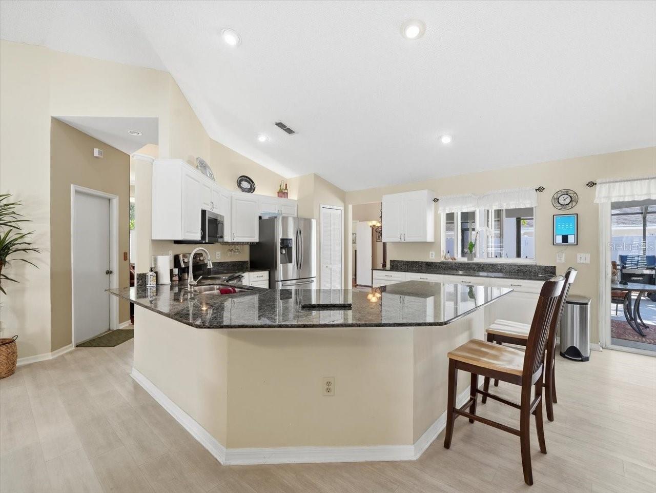 6512 STEEPLECHASE DR, TAMPA, FL, 33625